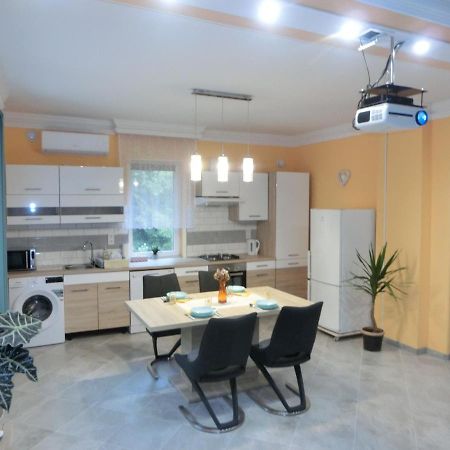 Pilis Apartman Piliscsaba Екстериор снимка